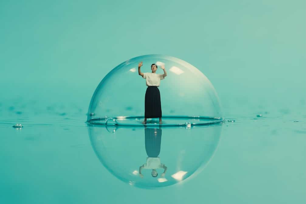sortez de la bulle (pendant quil est encore temps) !